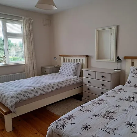 Homestay Bearstone House Loughrea